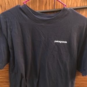 Patagonia Tee (Navy)